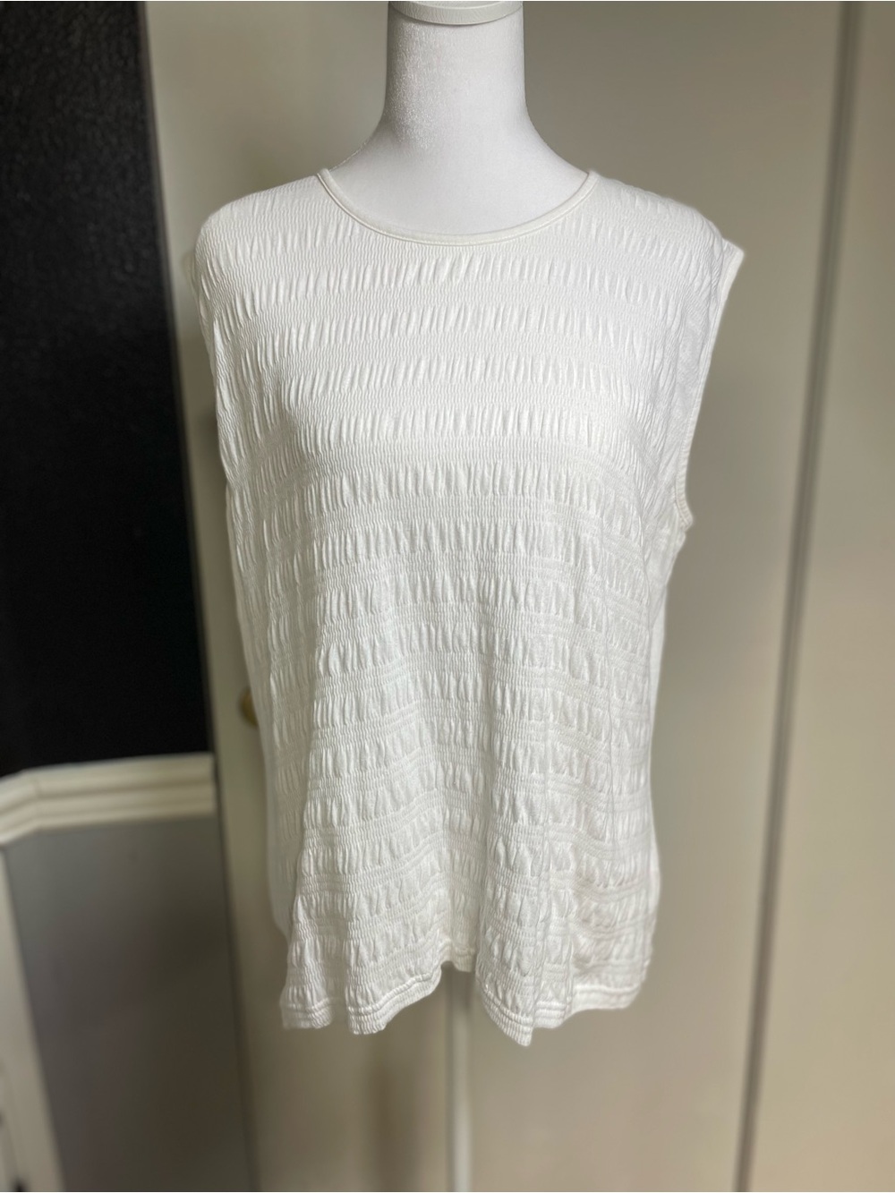 croft & barrow White Textured Sleeveless Knit Tank